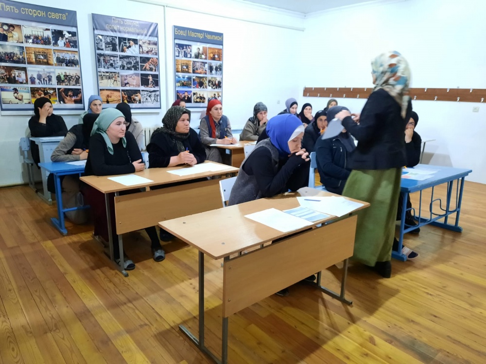Педагоги Хасавюртовского района проводят встречи с родителями   детей которые пойдут в первый класс