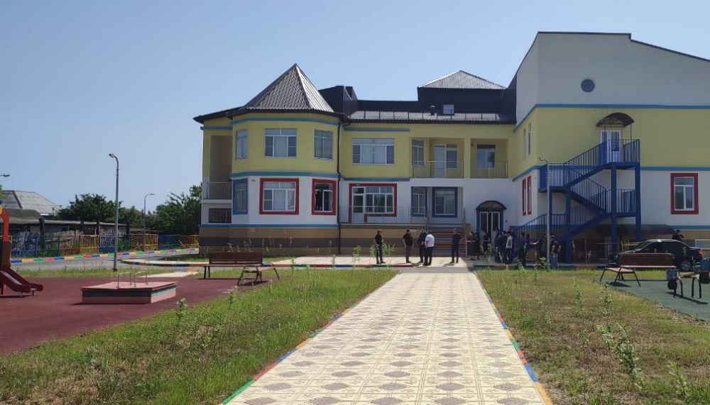 Глава Хасавюртовского района проинспектировал готовность к открытию детского садика в селении Ботаюрт