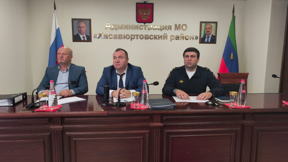 Администрация  Хасавюртовского района приняла  участие в работе заседания Правительственной Комиссии  в режиме ВКС под руководством Руслана Алиева