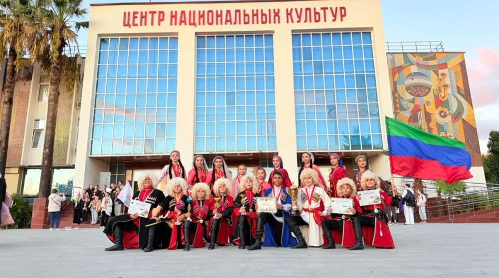 Фестиваль «Сочинские волны – 2025» принес новые победы ансамблю «Карланюрт» Хасавюртовского района