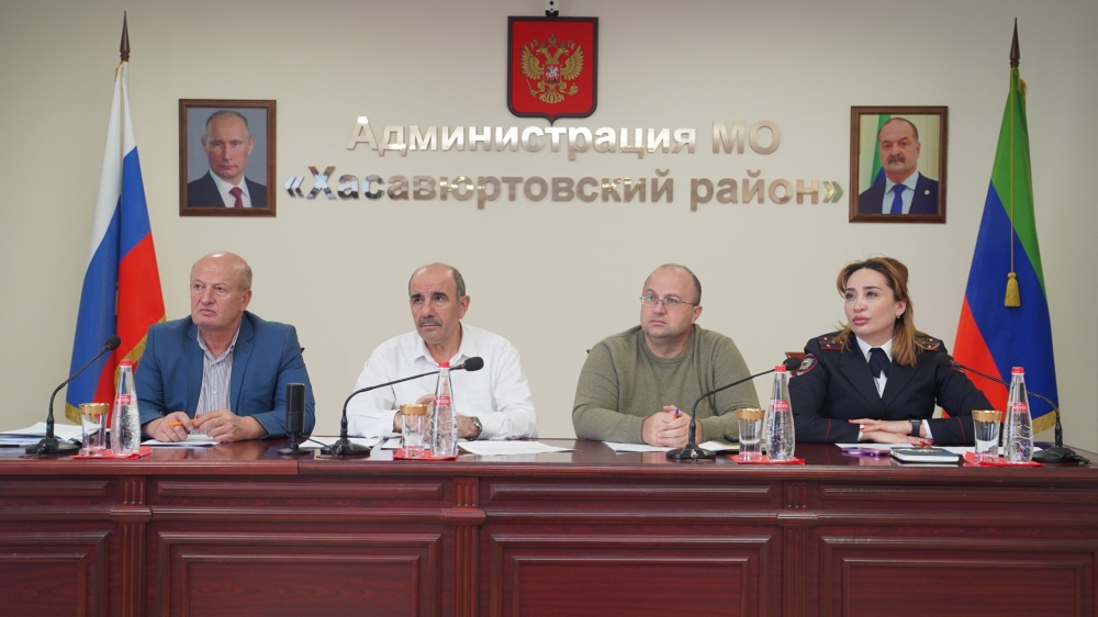 Администрация Хасавюртовского района приняла участие в работе Правительственного совещания в режиме ВКС  под руководством Муслима Телякавова