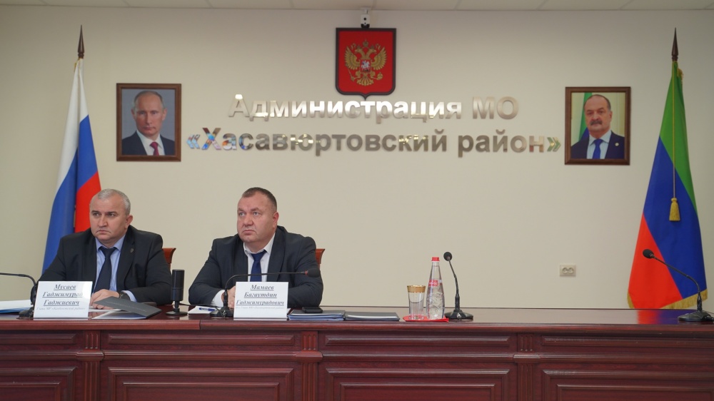 Администрация  Хасавюртовского района приняла участие в работе заседания АТК  в РД в режиме ВКС под председательством  Сергея Меликова