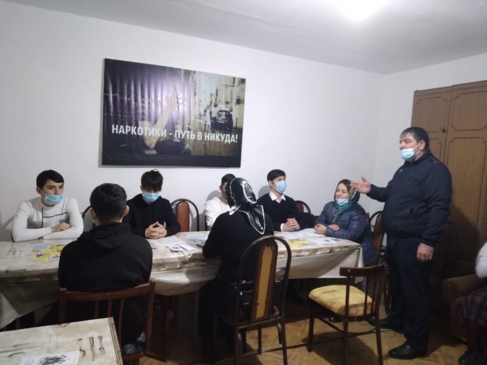 Работники культуры Хасавюртовского района провели цикл мероприятий «Наркотики- страдание и беда, давайте скажем жизни Да!»